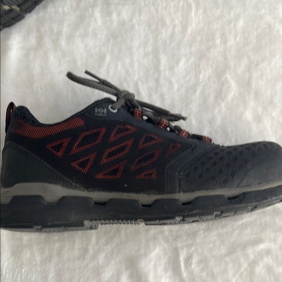 Helly Hansen steel toe Shoes with Breathable Fabric - Picture 3 of 7